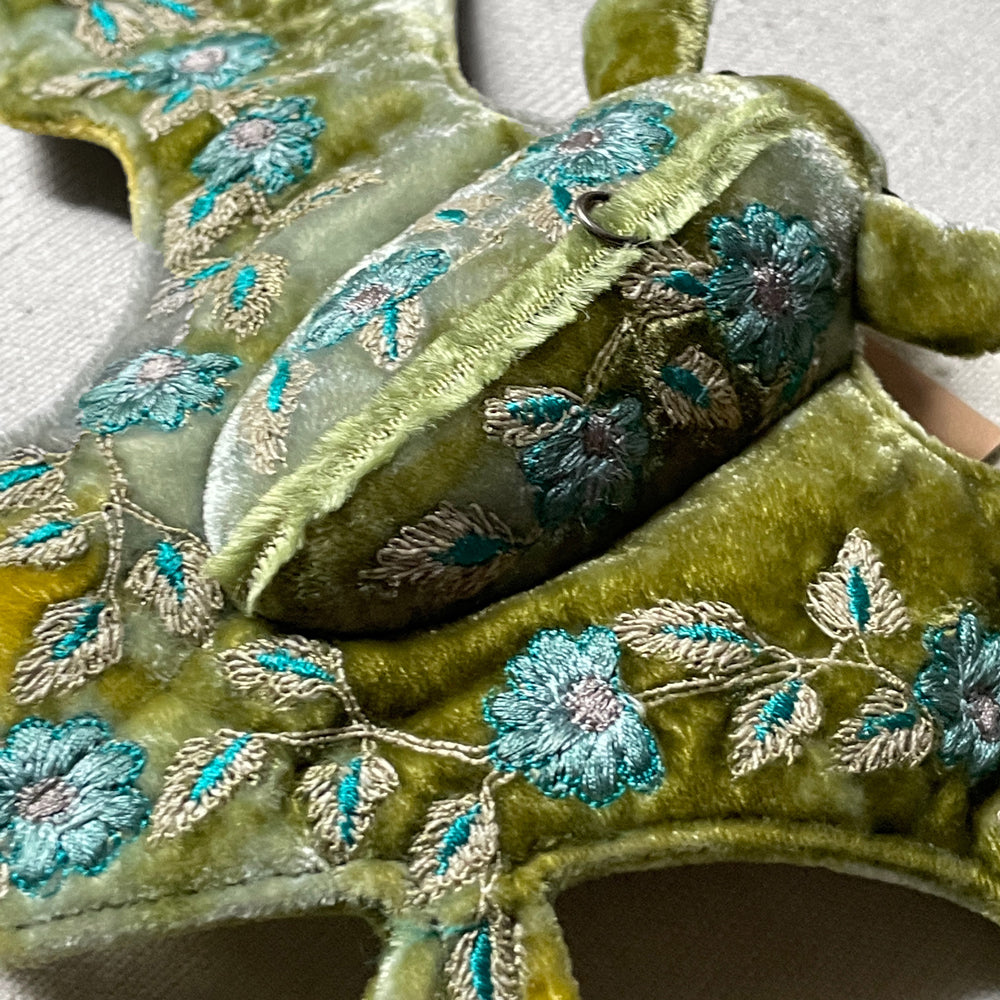 Moira Silk Velvet Bat in Shaded Mint