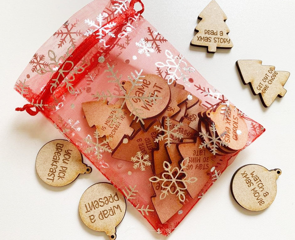 Personalised Engraved Wooden Christmas Advent Tokens, Chocolate advent alternative, Advent inserts, Engraved tokens, Christmas advent