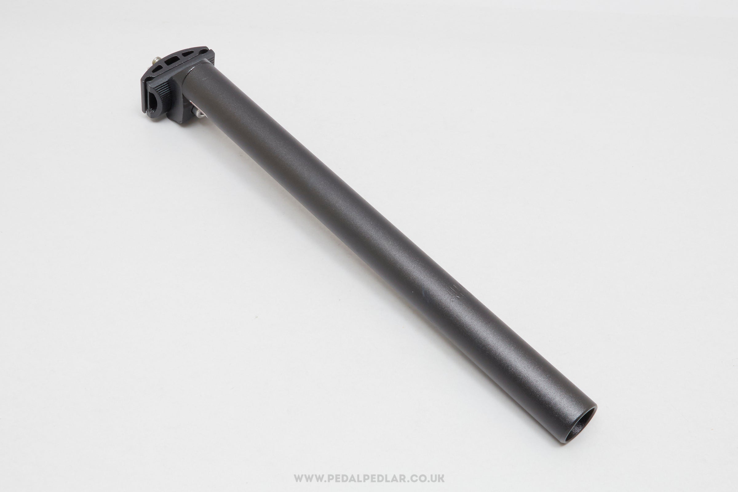 Classic Black Alloy NOS 27.2 mm Seatpost - Pedal Pedlar - Buy New Old Stock Bike Parts