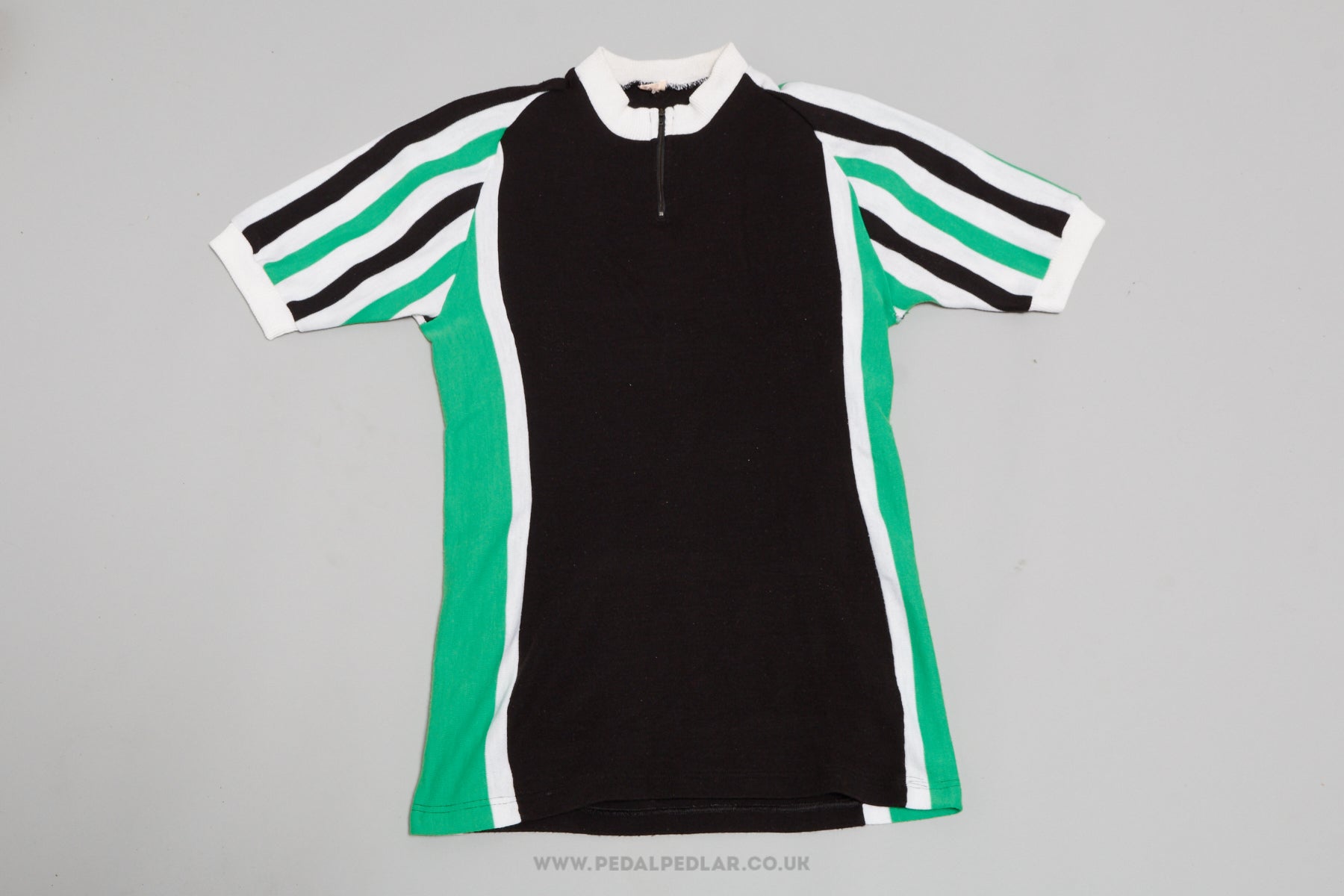 vintage style cycling jerseys