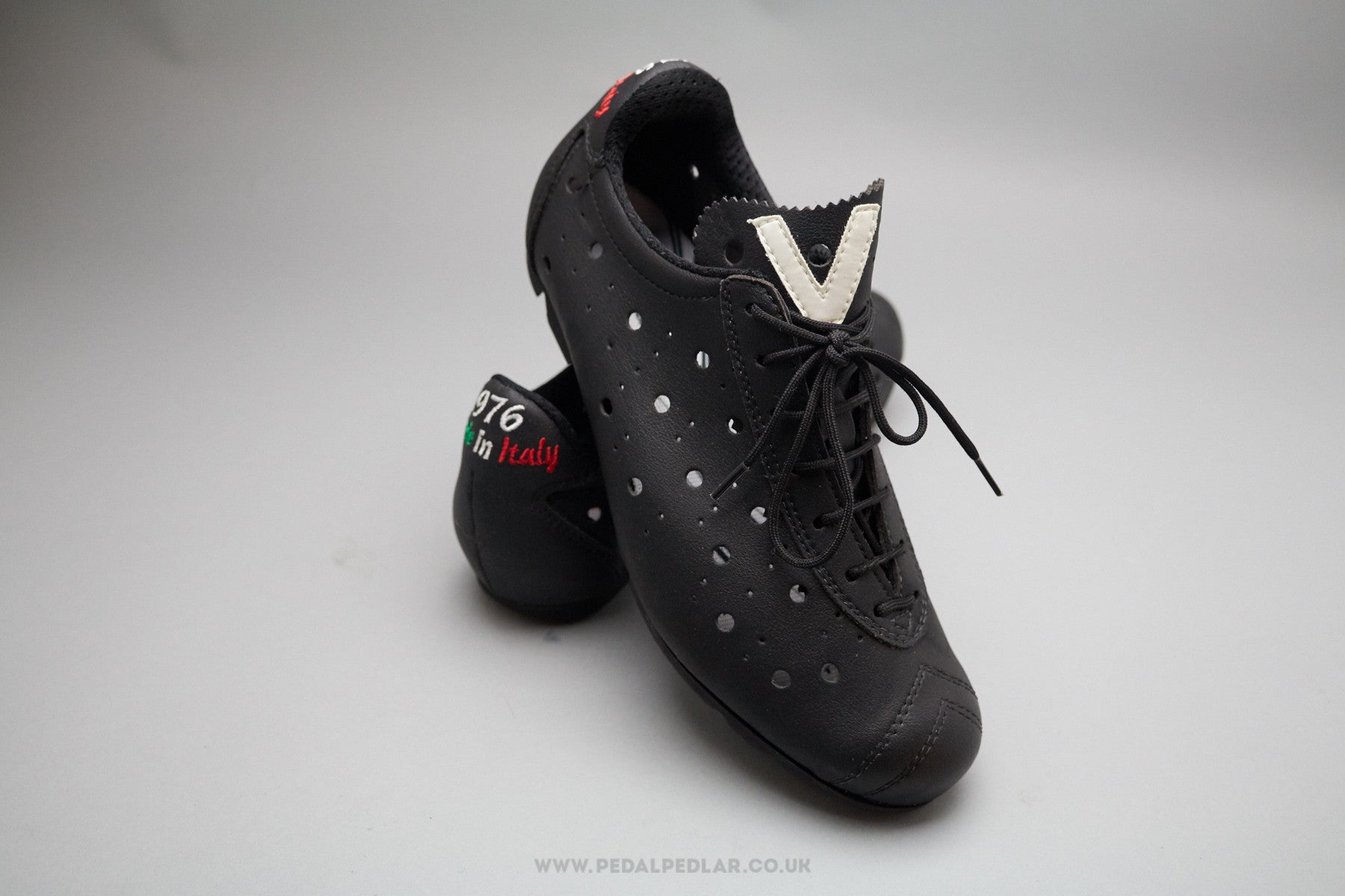 vittoria cycling shoes 1976