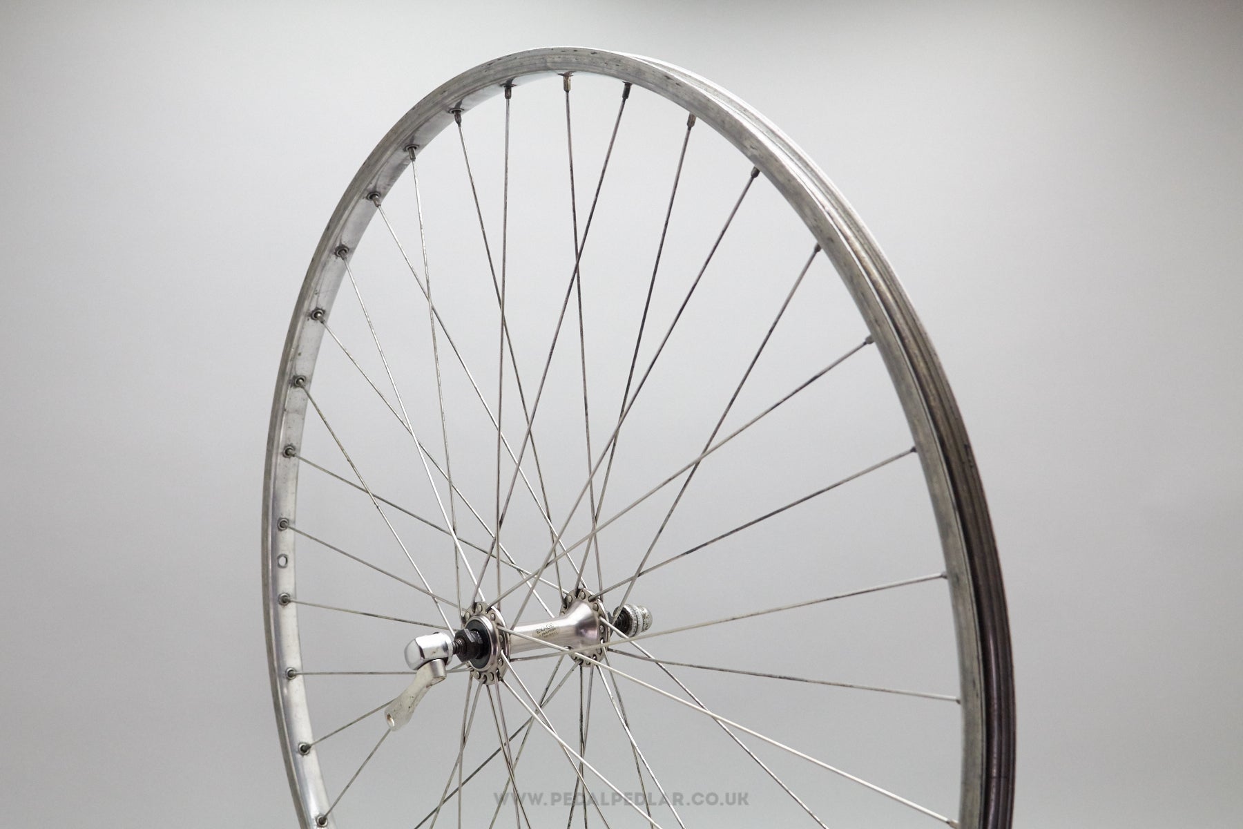 Shimano Exage / Alloy Vintage Clincher Front Wheel