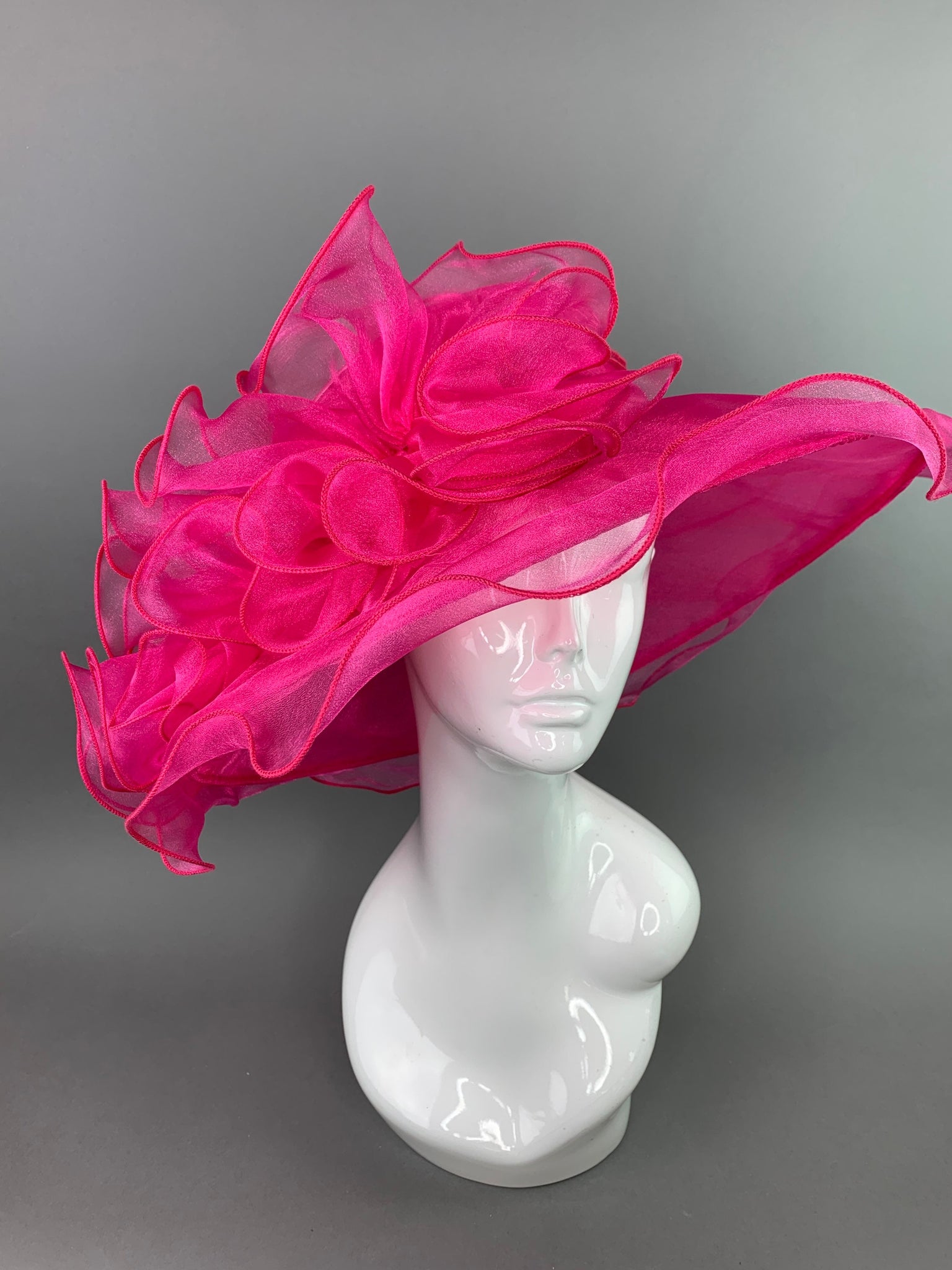 poll pijn doen Kreet Fuchsia Pink Organza Ruffle Hat – The Hat Hive