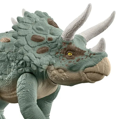 PRESALE | Jurassic World Gigantic Trackers - Triceratops Action Figure (Mattel)