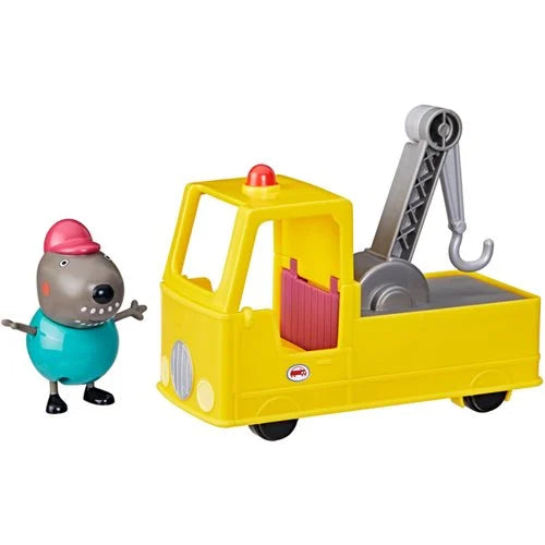 Peppa Pig Granddad Dog's Tow Truck Construction Vehicle and Figure Set (Hasbro)