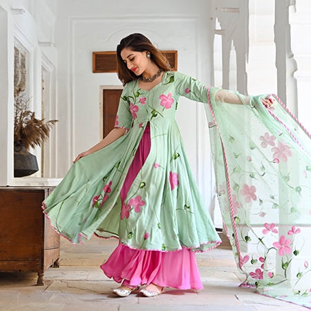 BAHAAR_HANDPAINTED_SUIT_SET