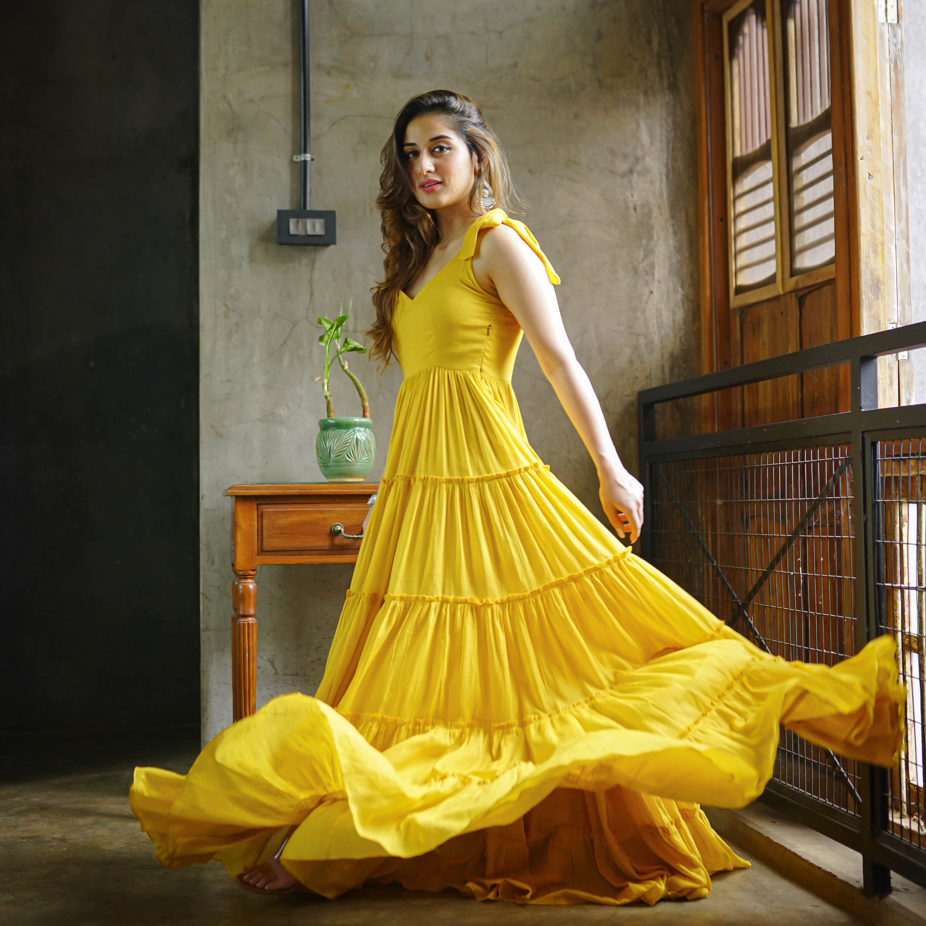 Fractie diefstal apotheker Buy Bunaai Rylee Yellow Cotton Maxi Dress For Women Online