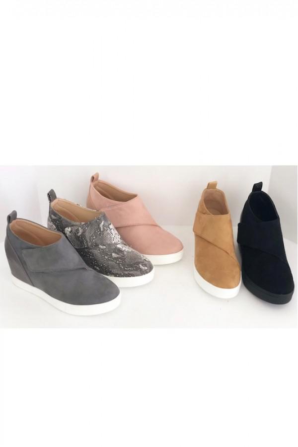 Shoes – Madison-Quinn Boutique ltd.