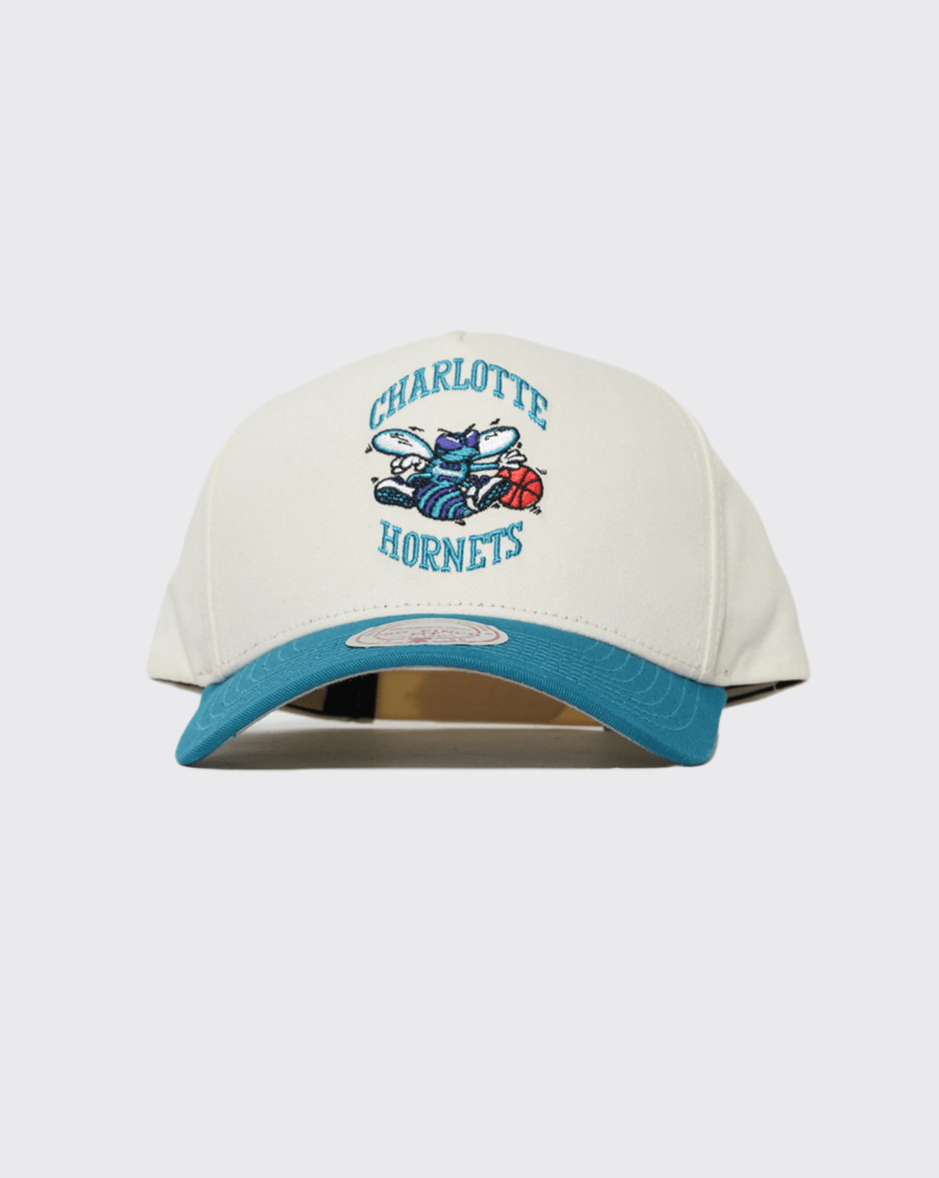 Mitchell and Ness Hornets Pro Pinch White Cream Teal MNCH24160 1