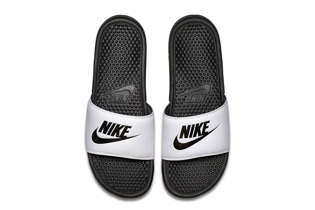 nike benassi trainers