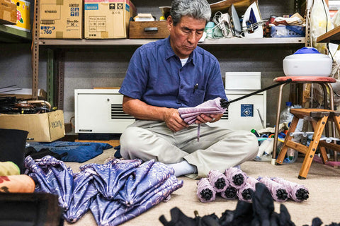 老舗の｢槇田商店｣だからこそ叶う、織り、骨組み、ディテールの仕上げまでの一貫制作。