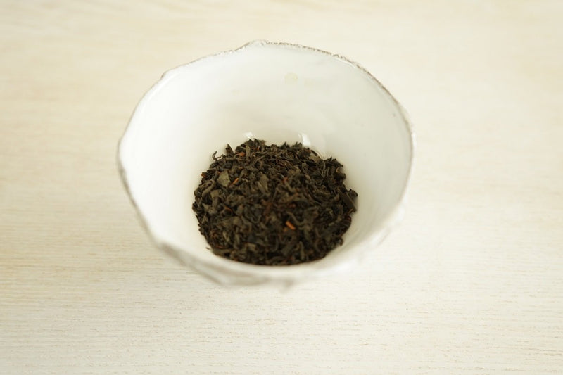 いラインアップ 静岡県島田市切山＋燻製紅茶 70g Black tea 静岡