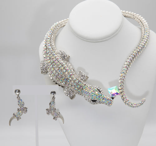 Contemporary Huge Borealis Rhinestone Necklace and Earrings - JD10655 –  Connie DeNave's Jeweldiva