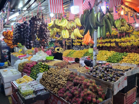 Chow Kit Night Market fruit stall. Photo by 蔡Morgan.