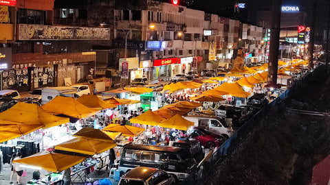 Connaught Night Market in Cheras. Photo by Erica Chang.