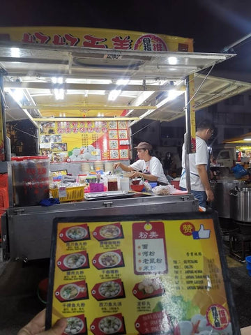 Sri Petaling Night Market food truck. Photo by Crispy Chen.