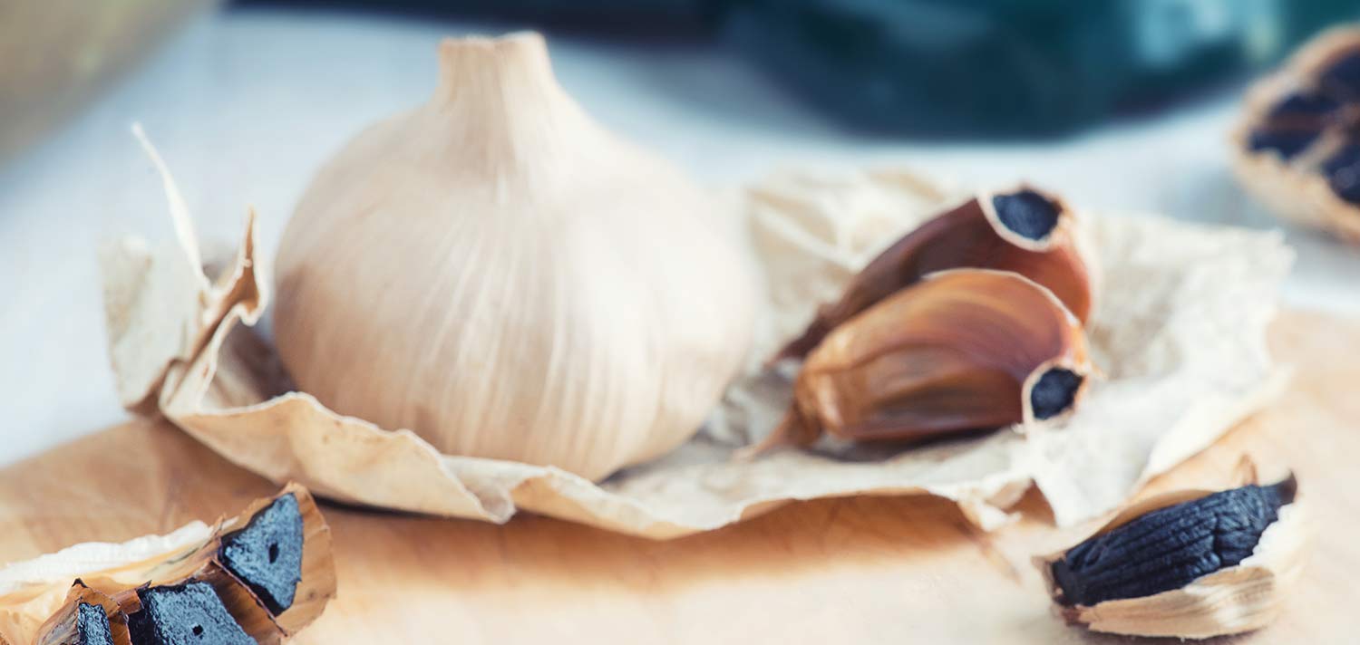 Benefits of black garlic that make it one of the most used superfoods in cooking recipes