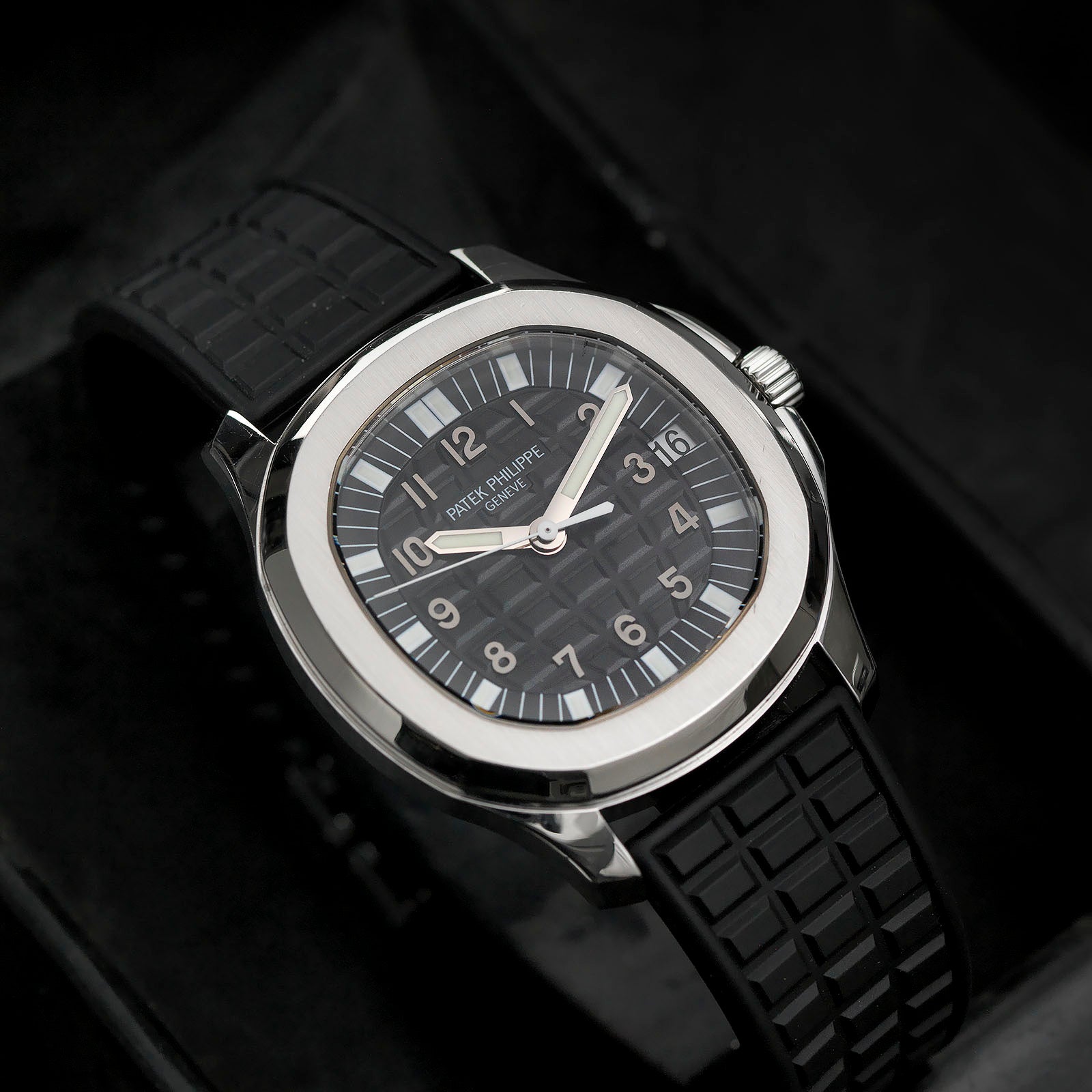 Bulang and Sons_Magazine_Patek Philippe Aquanaut 5065_17-LR