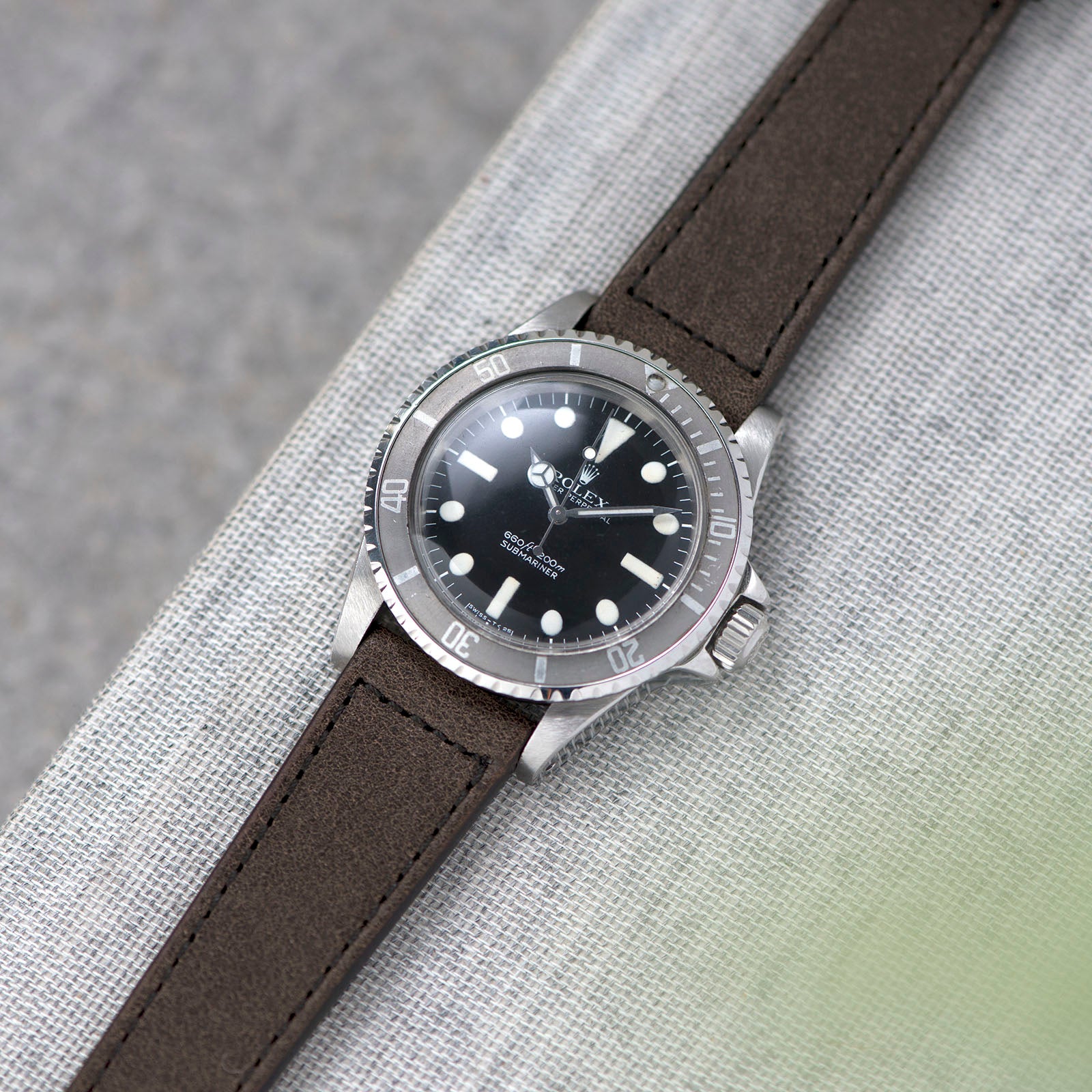 Bulang and Sons_Strap Guide_The Rolex 5513 Faded Maxi Submariner_Ravello Brown Leather Watch Strap