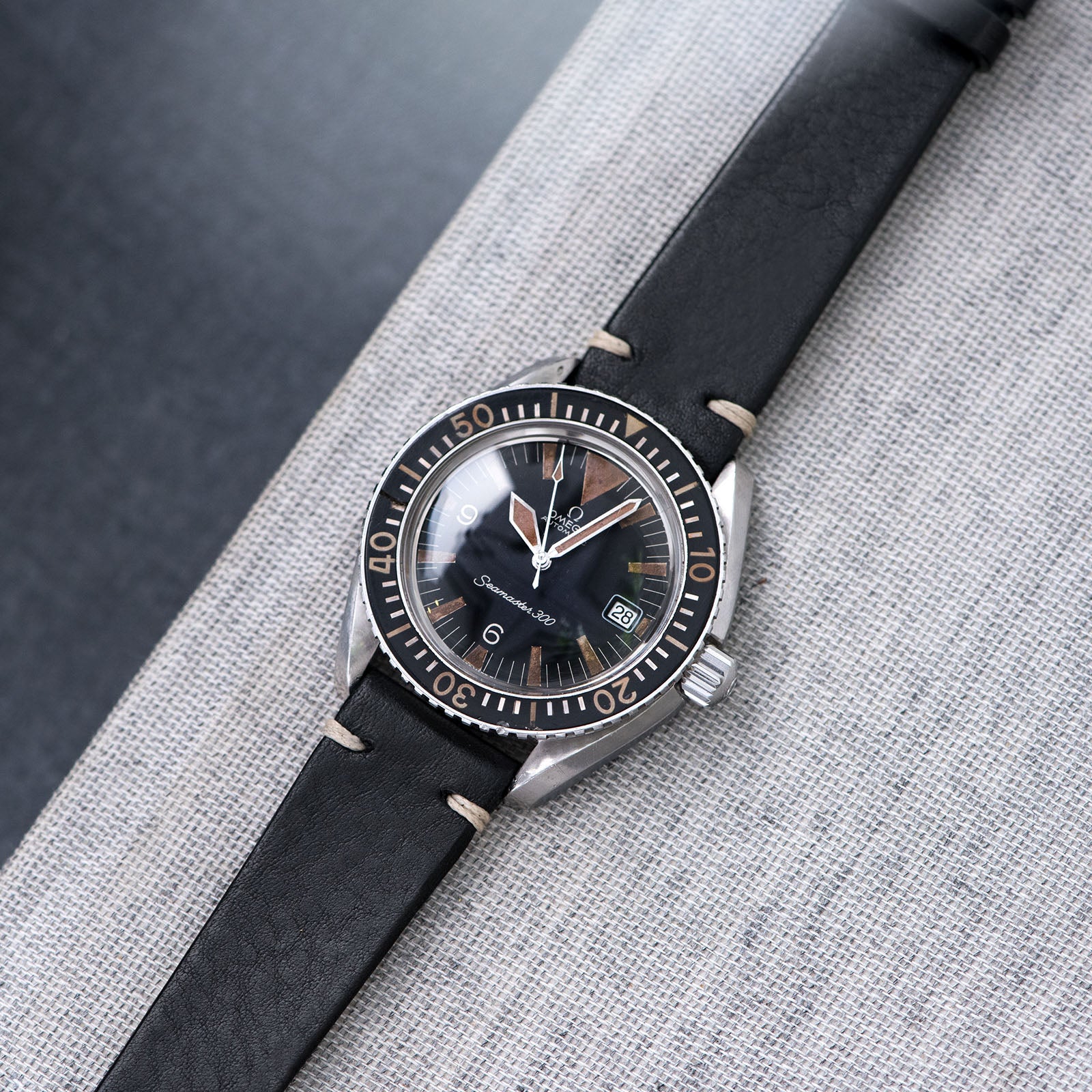 Bulang and Sons_Strap Guide_The omega SM 300 Seamaster_Black Leather Watch Strap