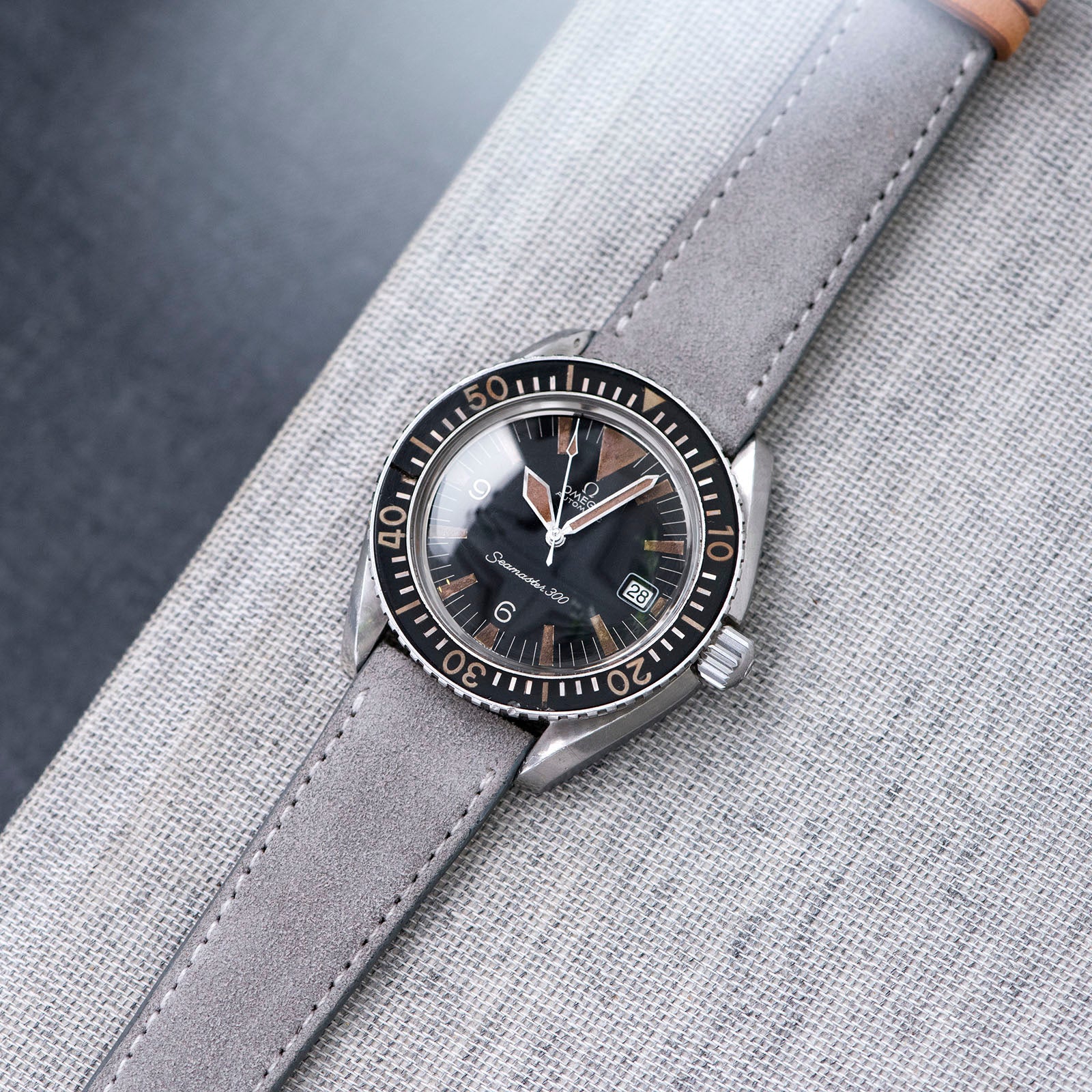 Bulang and Sons_Strap Guide_The omega SM 300 Seamaster_Harbor Grey Silky Suede Leather Watch Strap