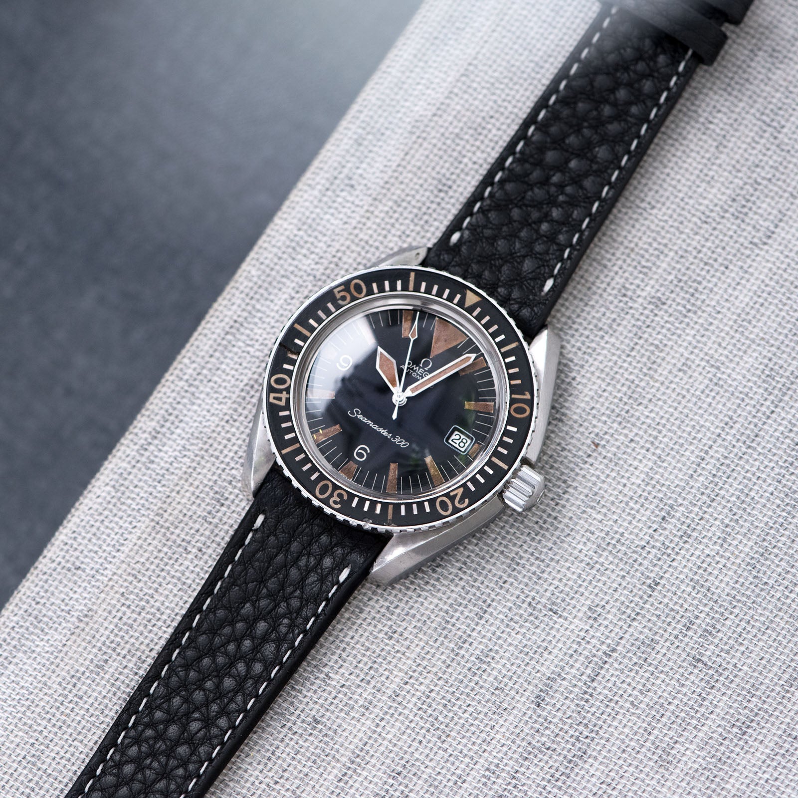 Bulang and Sons_Strap Guide_The omega SM 300 Seamaster_Rich Black Creme Stitch Leather Watch Strap
