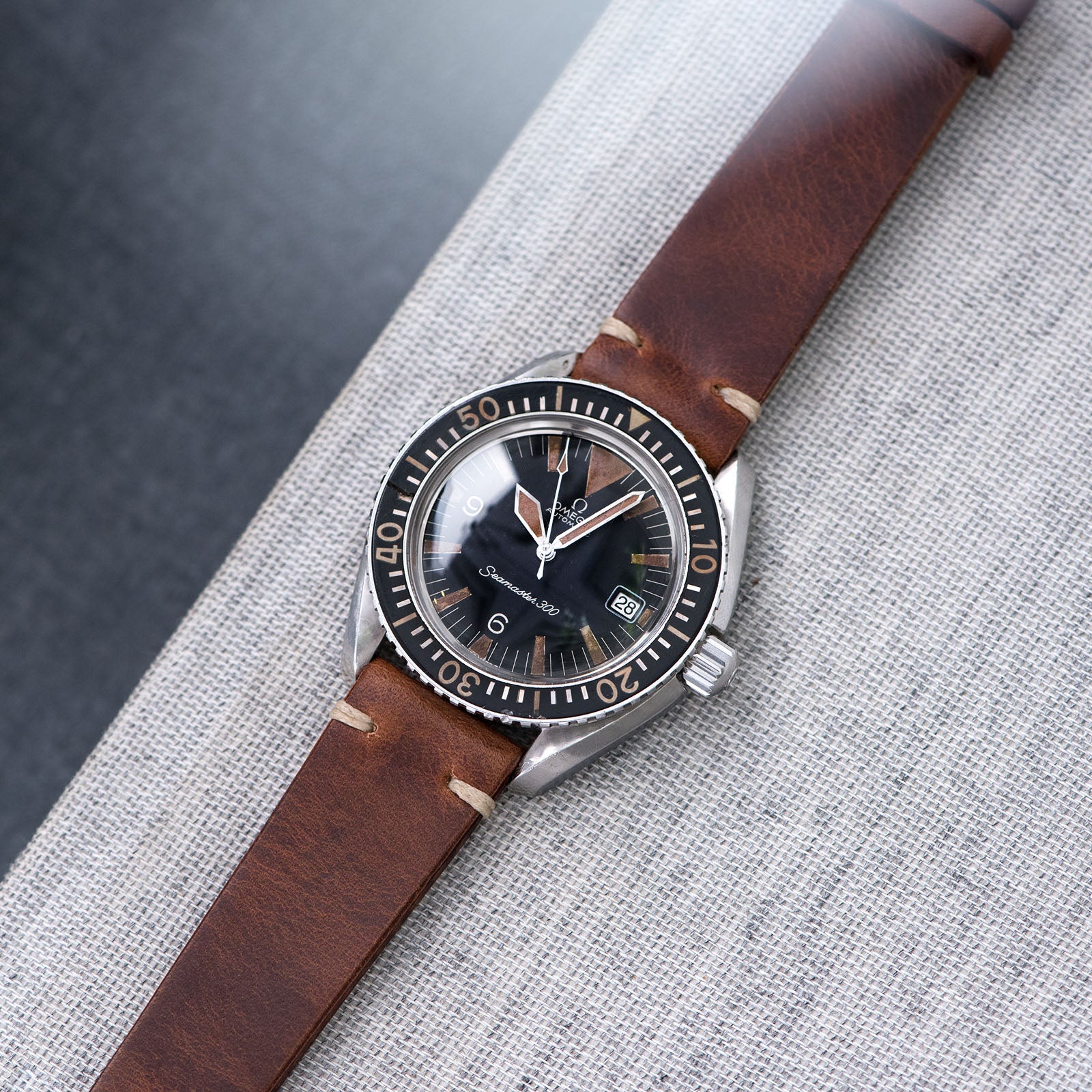 Bulang and Sons_Strap Guide_The omega SM 300 Seamaster_Siena Brown Leather Watch Strap
