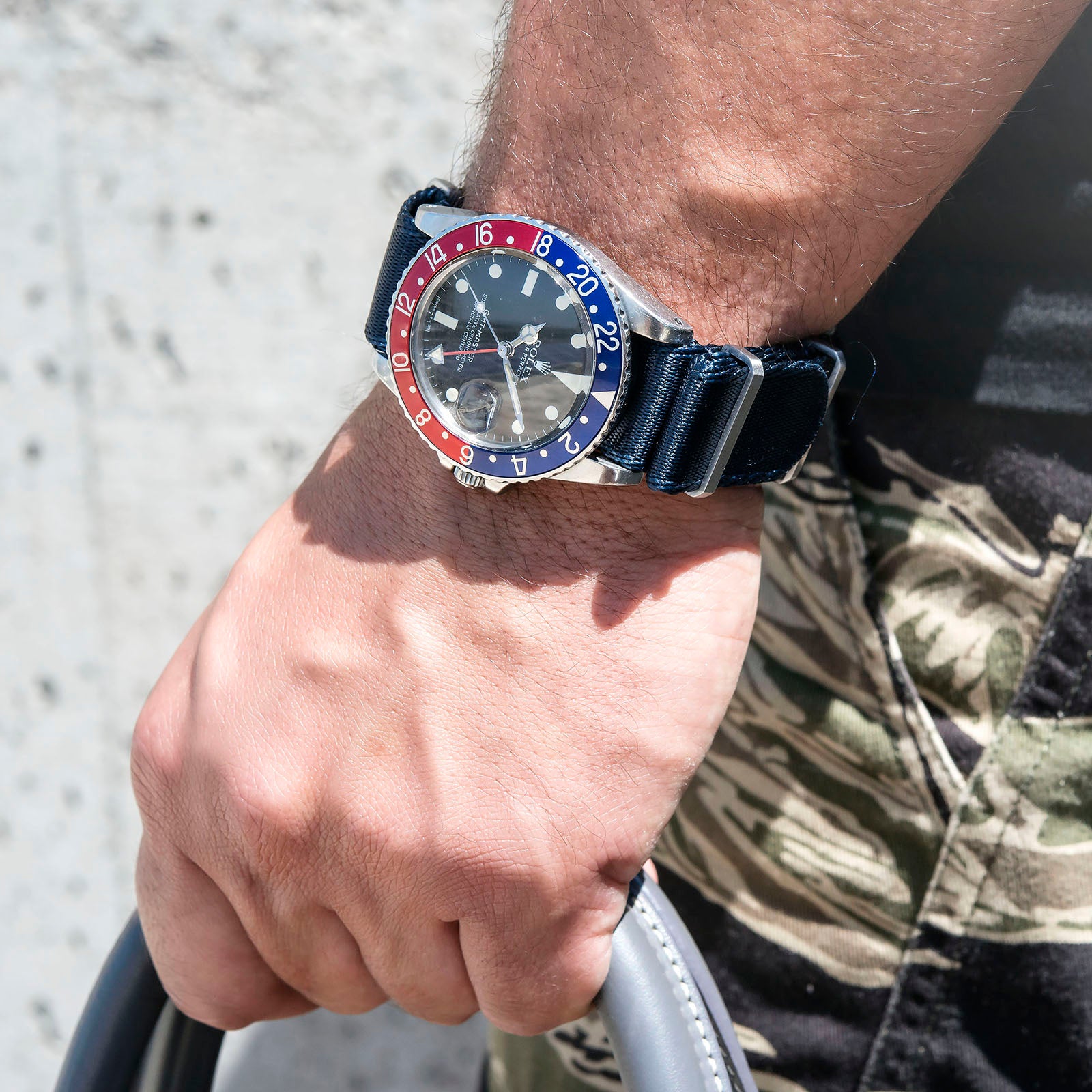 Bulang and Sons_Strap Guide _The Rolex 1675 GMT With Pepsi Bezel_Deluxe Nylon Nato Watch Strap Navy Blue_1