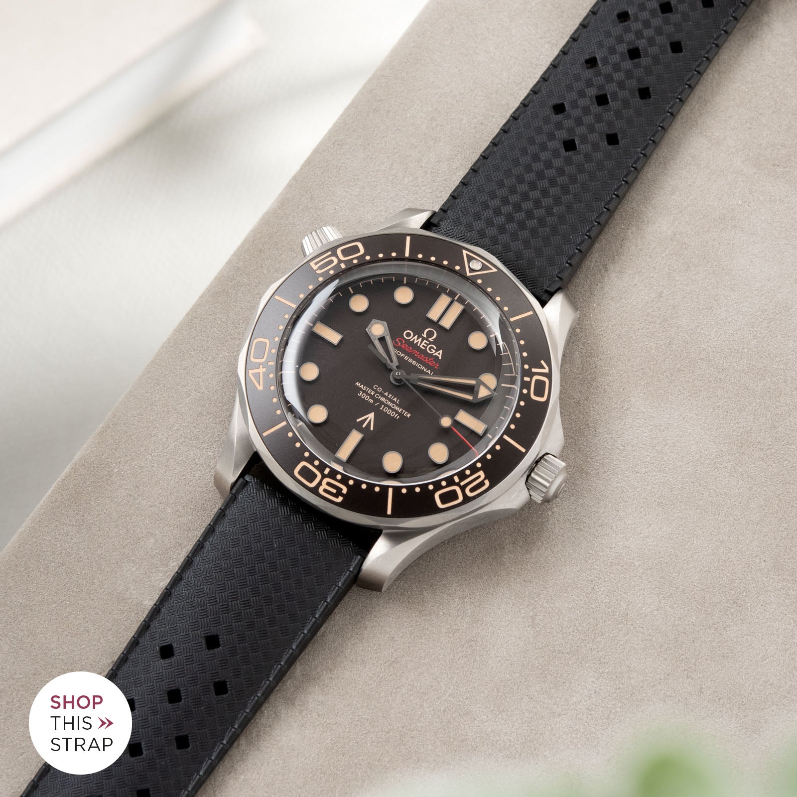 Bulang and Sons_Strap Guide_The Omega Seamaster James Bond_Nautic Basket Weave Black Rubber Watch Strap