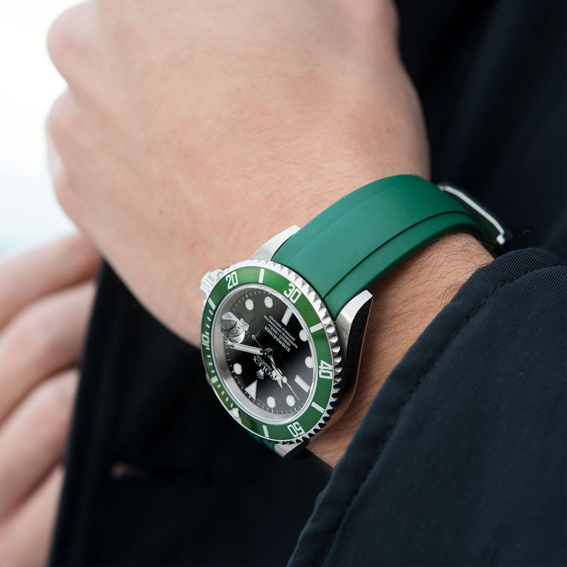 Everest Curved End Green Rubber Strap 