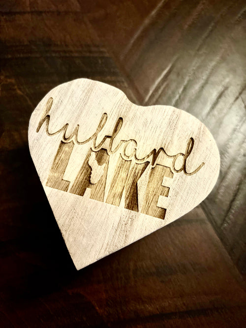 Wood heart box