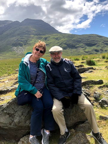 A couple relaxing in Ireland on a Real Irish Travel Tour