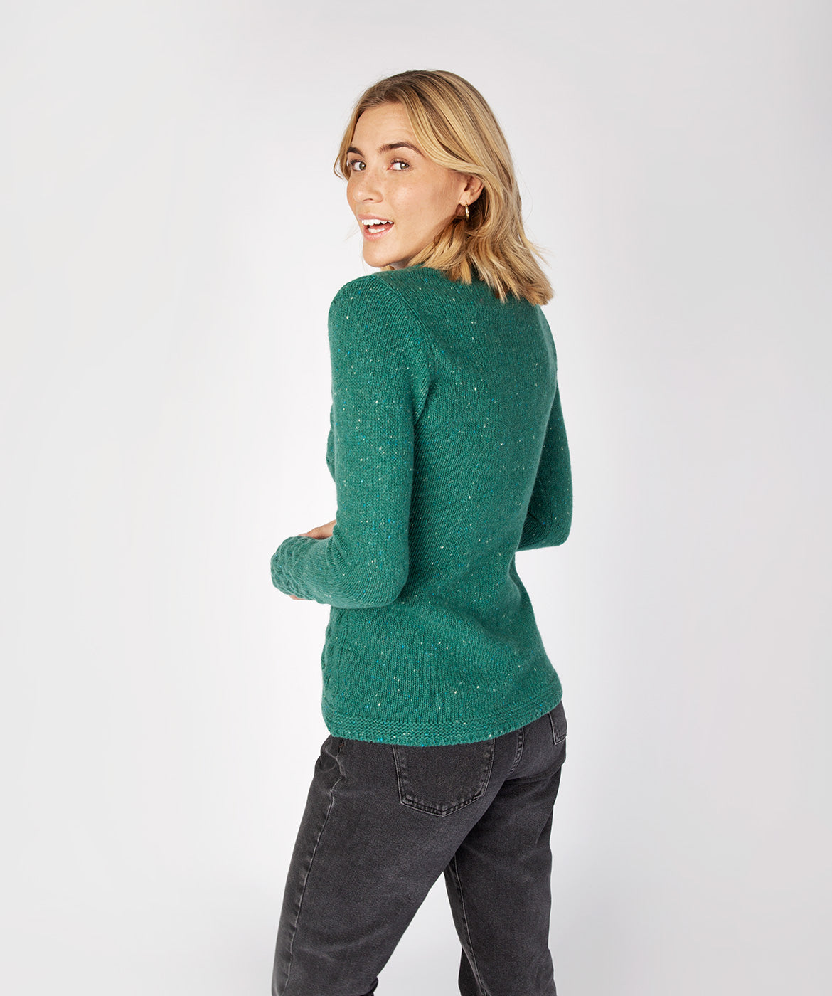 Women's Wool & Cashmere Horseshoe Cable V-Neck Sweater