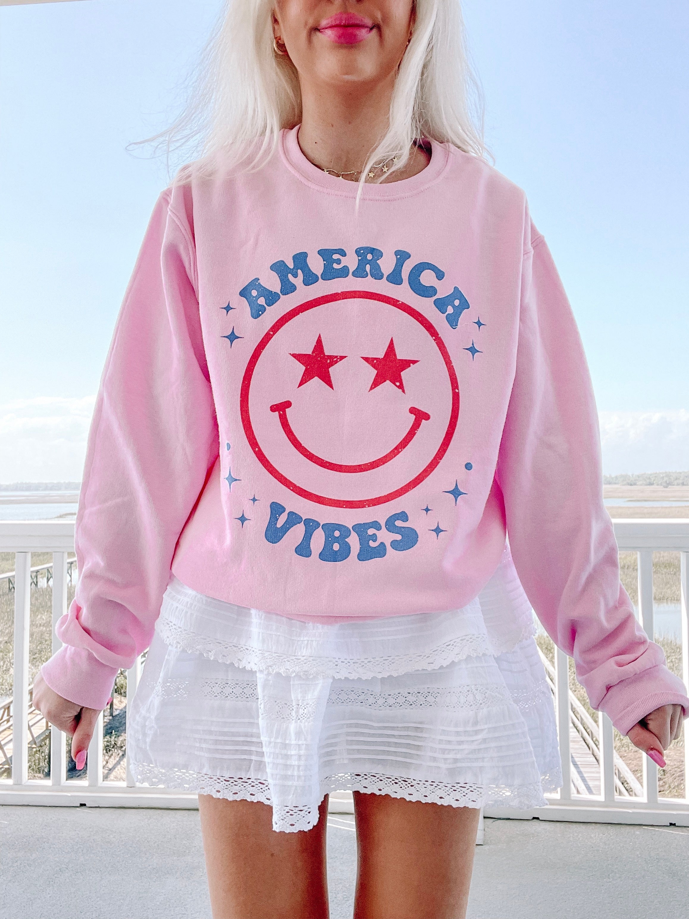 America Vibes Smiley Tee