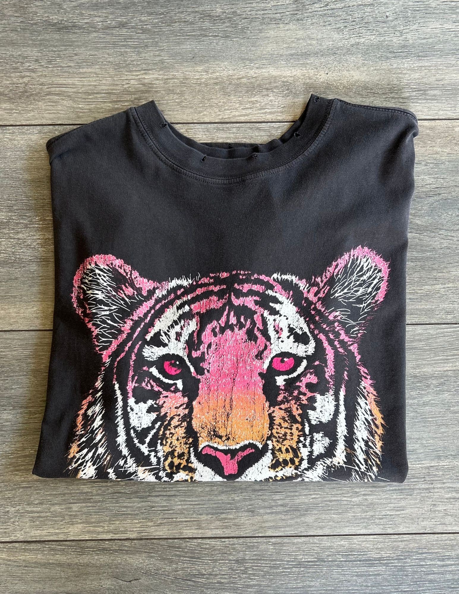 Stay Wild Tiger Tee – Lola May's