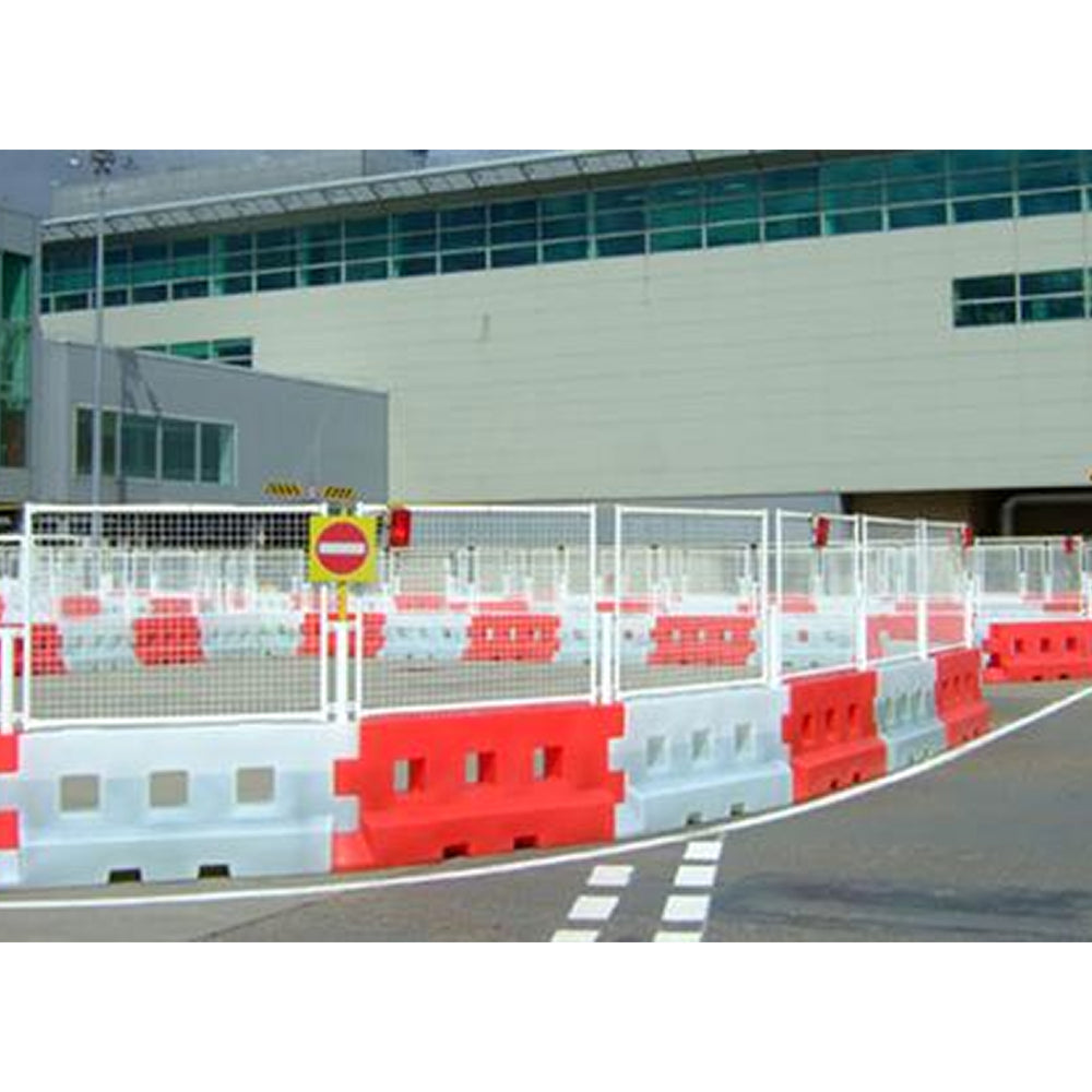 GB2-water-filled-safety-barrier-50-50-mesh-hoarding-fencing-panel-events-construction-heav-duty-durable-portable-crowd-control-outdoor-secure-fence-industrial-temporary-site-security-racetracks-traffic-roadworks-galvanised-powder-coated-steel