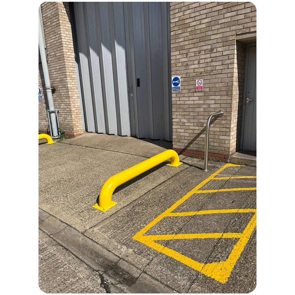 manual-swing-gate-4-bar-double-leaf-car-parks-vehicle-restriction-access-control-security-custom-colour-widths-surface-mount-root-fixed-enforcement-shopping-malls-schools-retail-parks-industrial-galvanised-steel-powder-coated-durable-parking