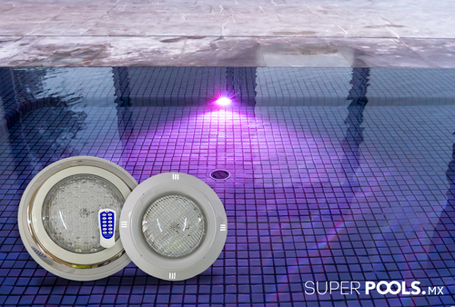 Reflectores Superpools para piscinas