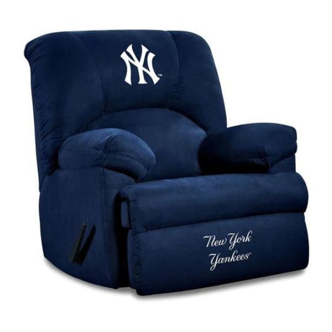 A chair that is New York Yankees Themed