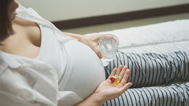 prenatal vitamins b12