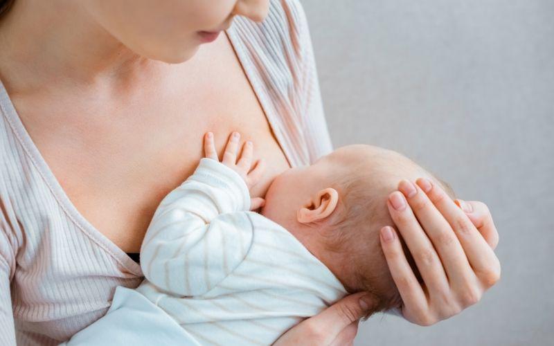 Breastfed babies need probiotics