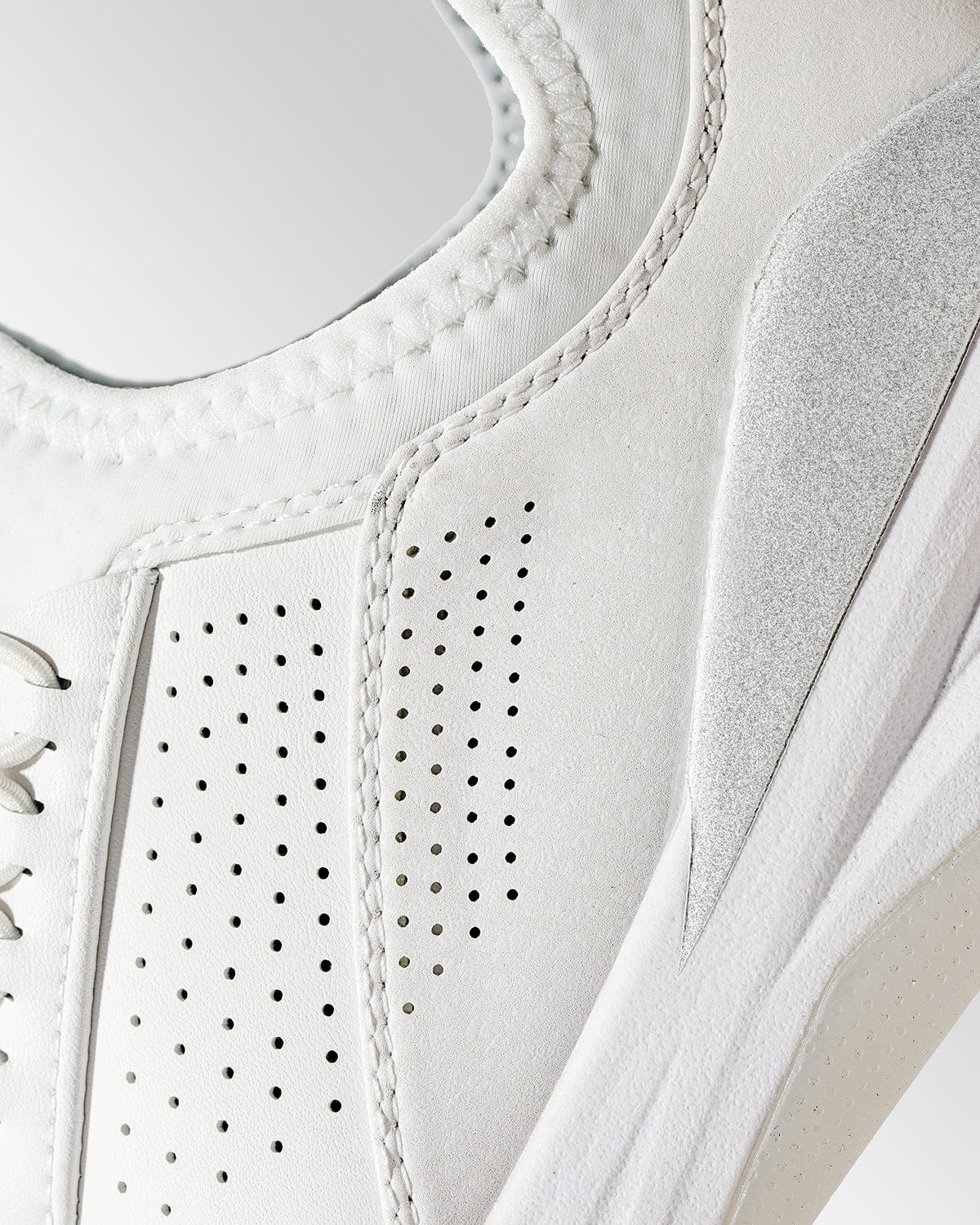Best All White Shoes for Nurses - White Nursing Sneakers | Clove