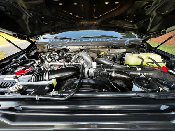 engine-2022 Ford F450 Platinum w/ FX4 Off-Road Package.jpeg