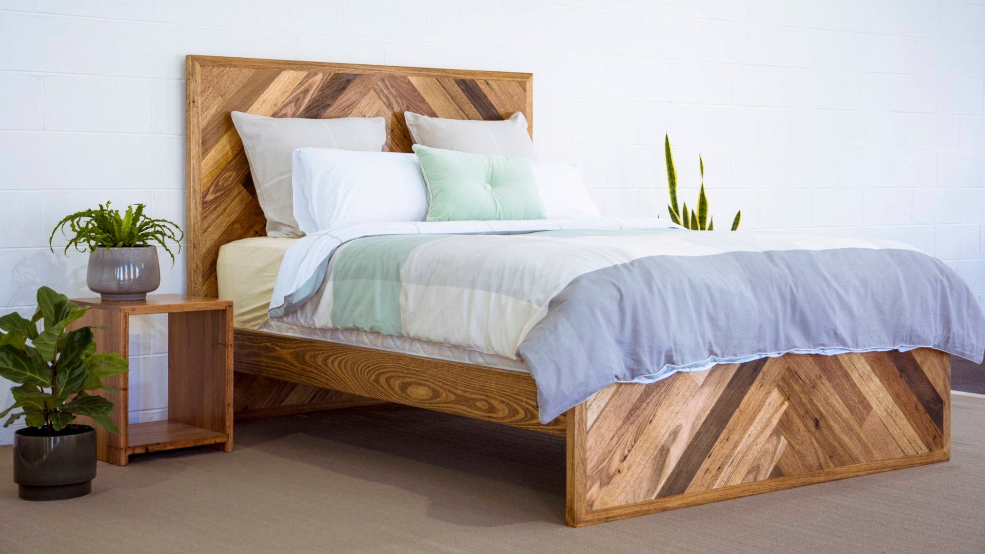 Herringbone parquetry style bed