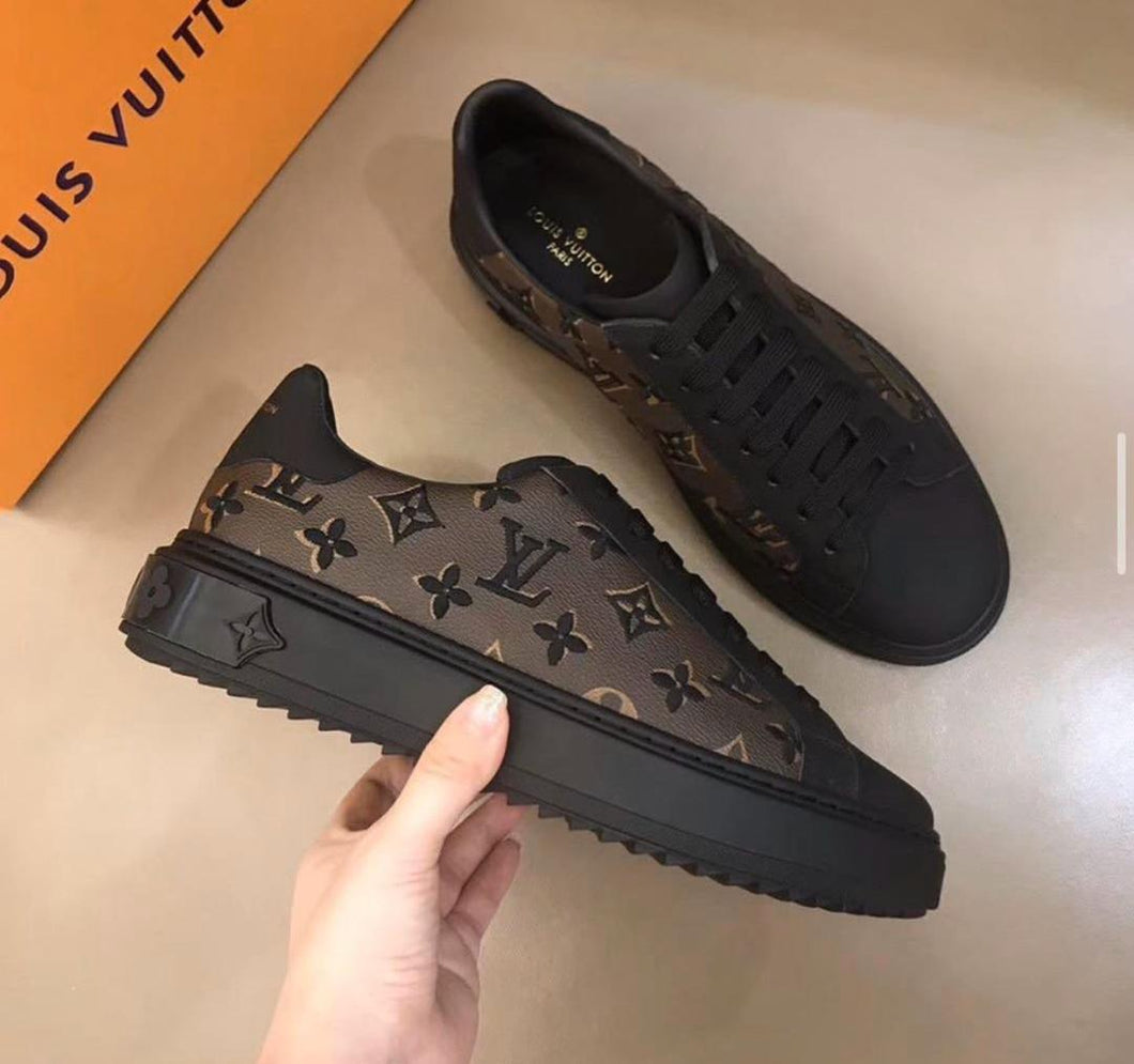 lv sneaker time out