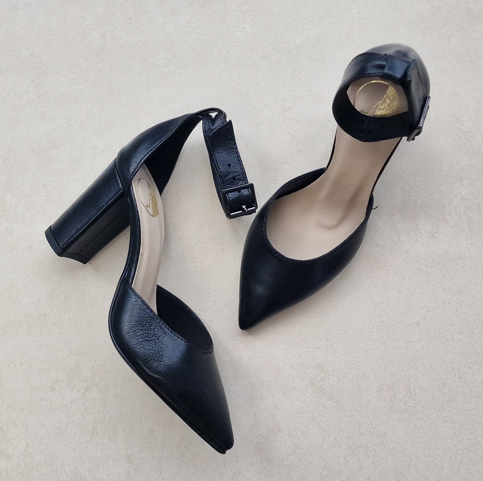 Chloe Shoes Womens EU 38.5 Black Lauren Suede Silver Dot Pump Heels Scallop  | eBay