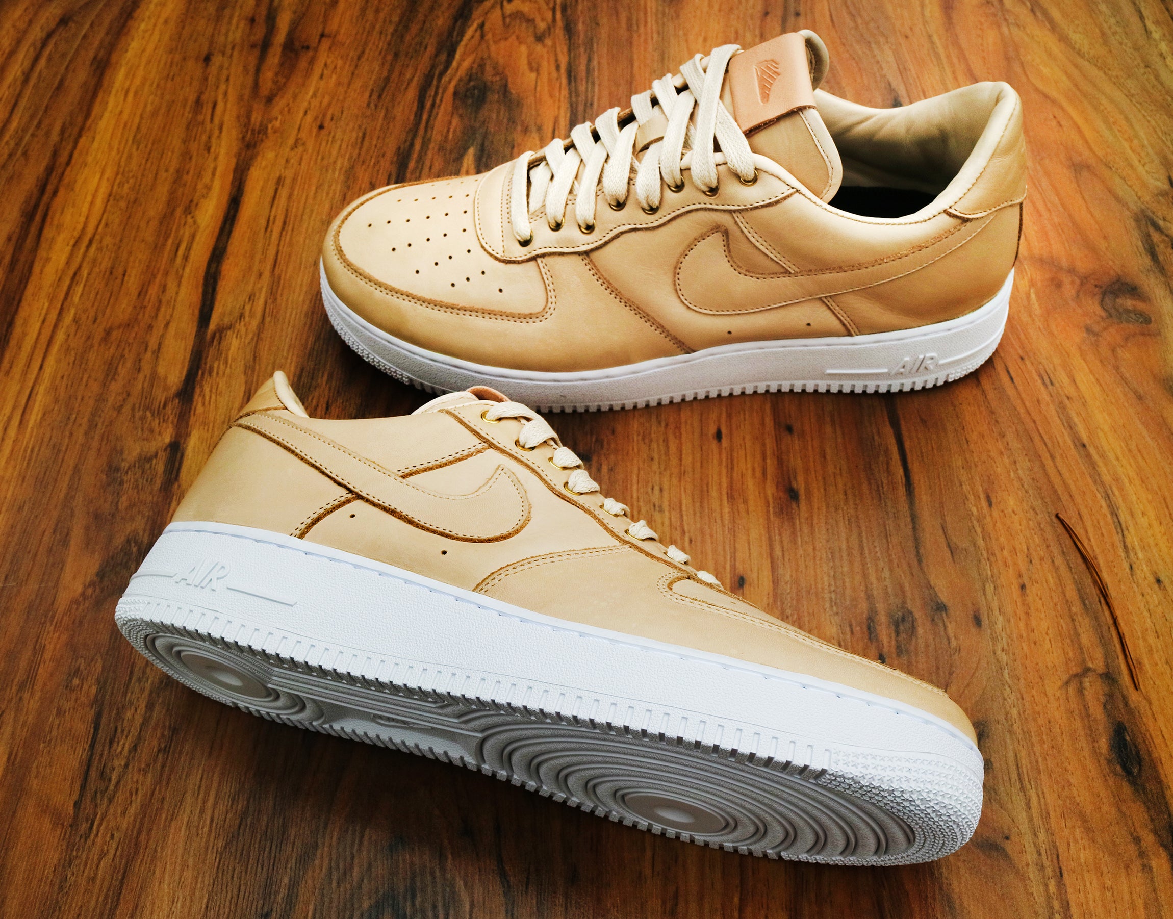 tanned air force 1