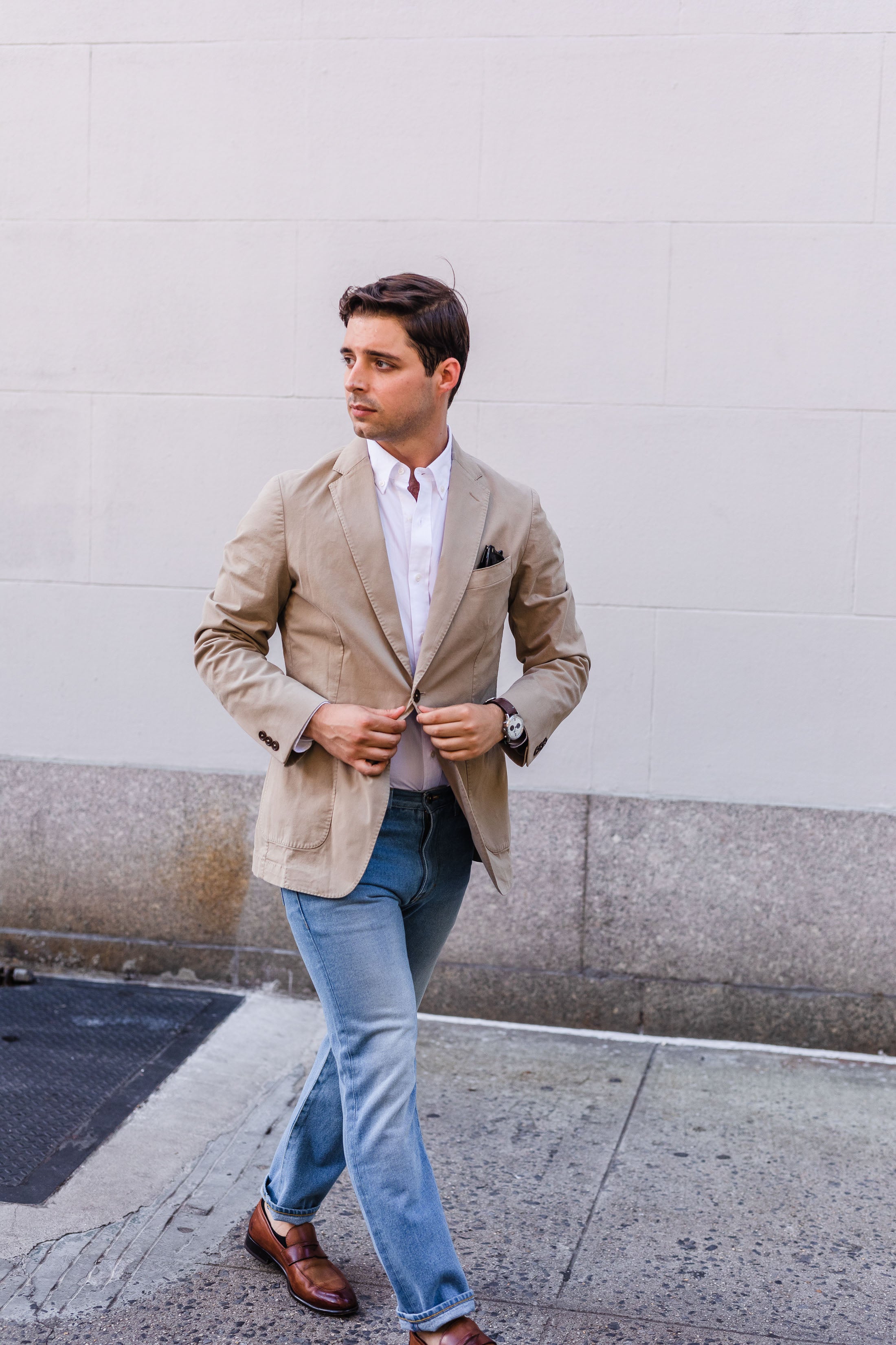 Tan cotton blazer with jeans