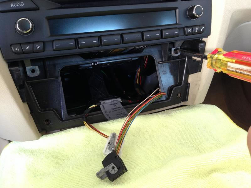 BMW E90 E91 E92 E93 Aftermarket Stereo Install