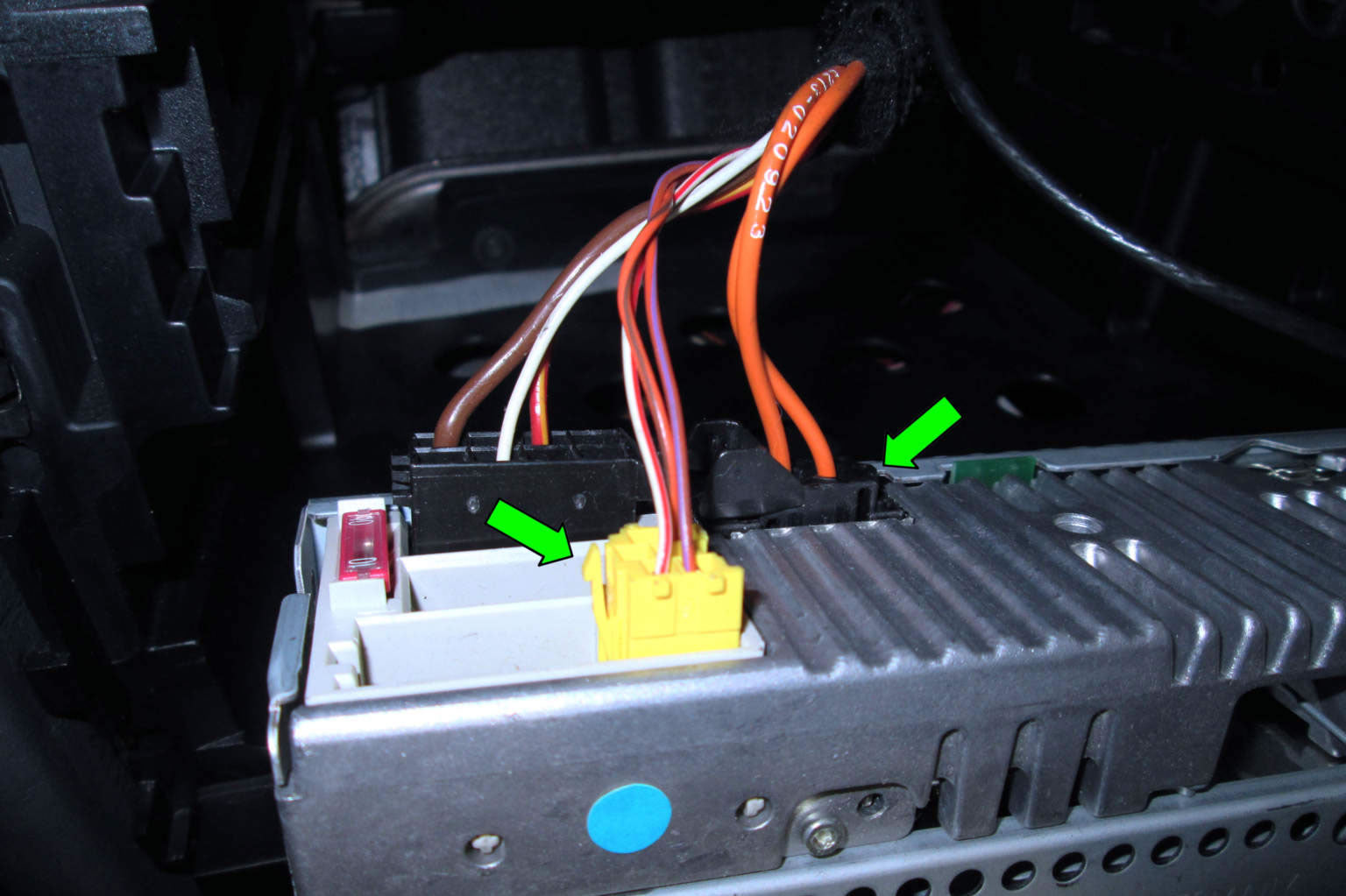 How to Remove Porsche Cayenne Radio / CD